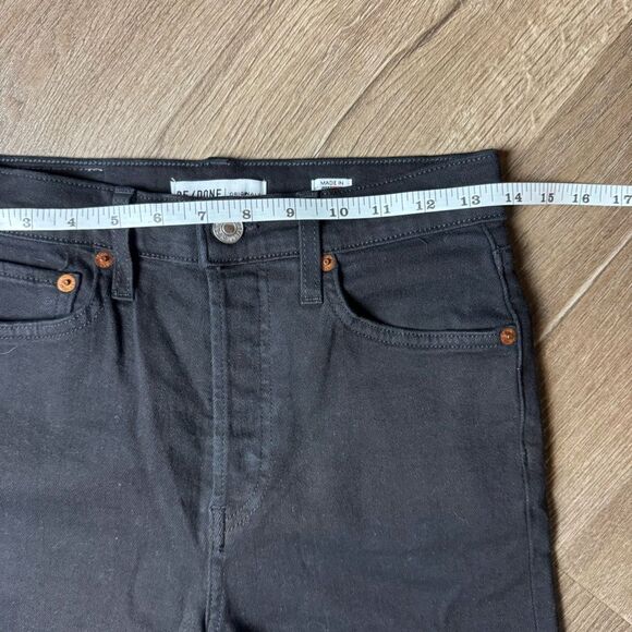 Re/Done | High Rise‎ Crop Button Fly Black Jeans - Picture 12 of 13